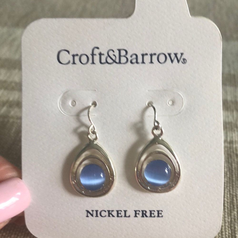Croft and Barrow earrings